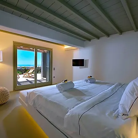 Ξενοδοχείο Mykonos Rocks & Mykonos Town